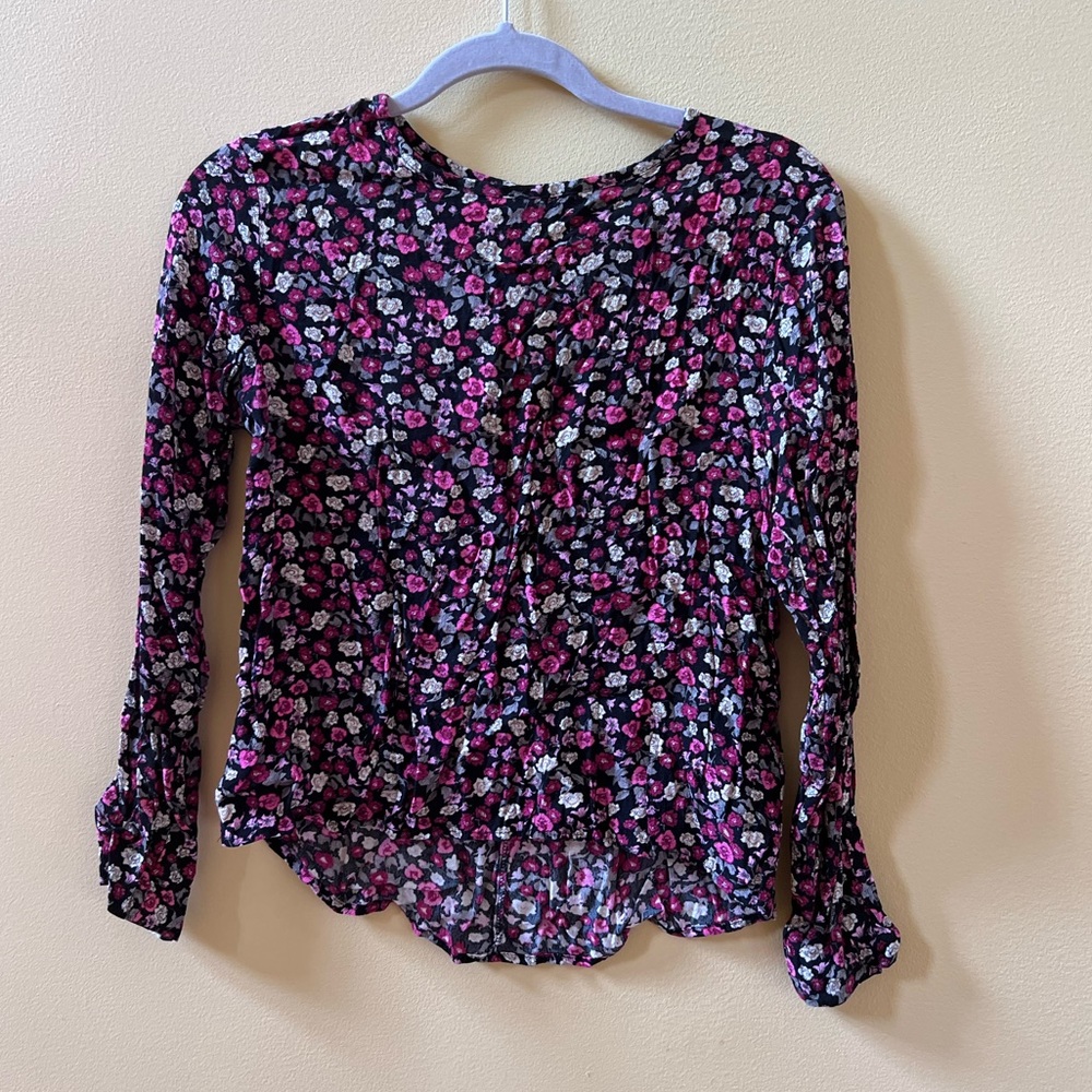 H&M mini floral shirt with long sleeve. Size 4